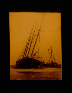 Four Masted and Wrecking Apparatus